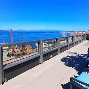 Apartment 1bedroom 1bath Ferris Wheel, Seattle